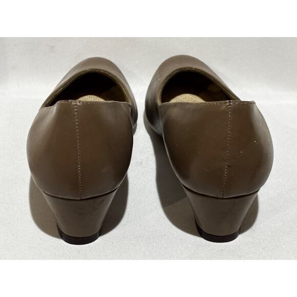 Naturalizer Scoop Wedge Slip On brown heels flats 9.5 Womens Career comfort chic - Picture 5 of 11